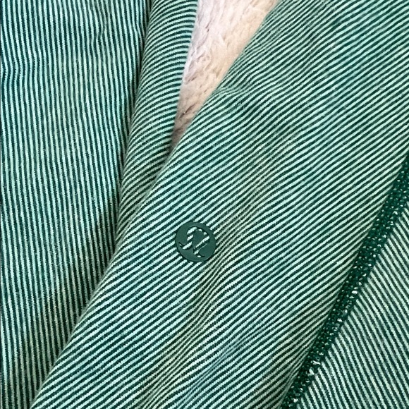 Lululemon Wunder Under Pant SE Size 6 Stripes Mid-rise - Picture 6 of 8